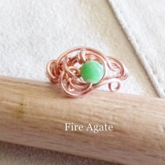 Wire Wrapped Copper & Bright Green Fire Agate Ring! Petite or Girl Starter Sz 4 - Picture 1 of 9